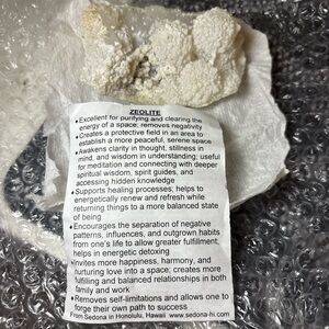 Zeolite Crystal for Reptile Habitats - White